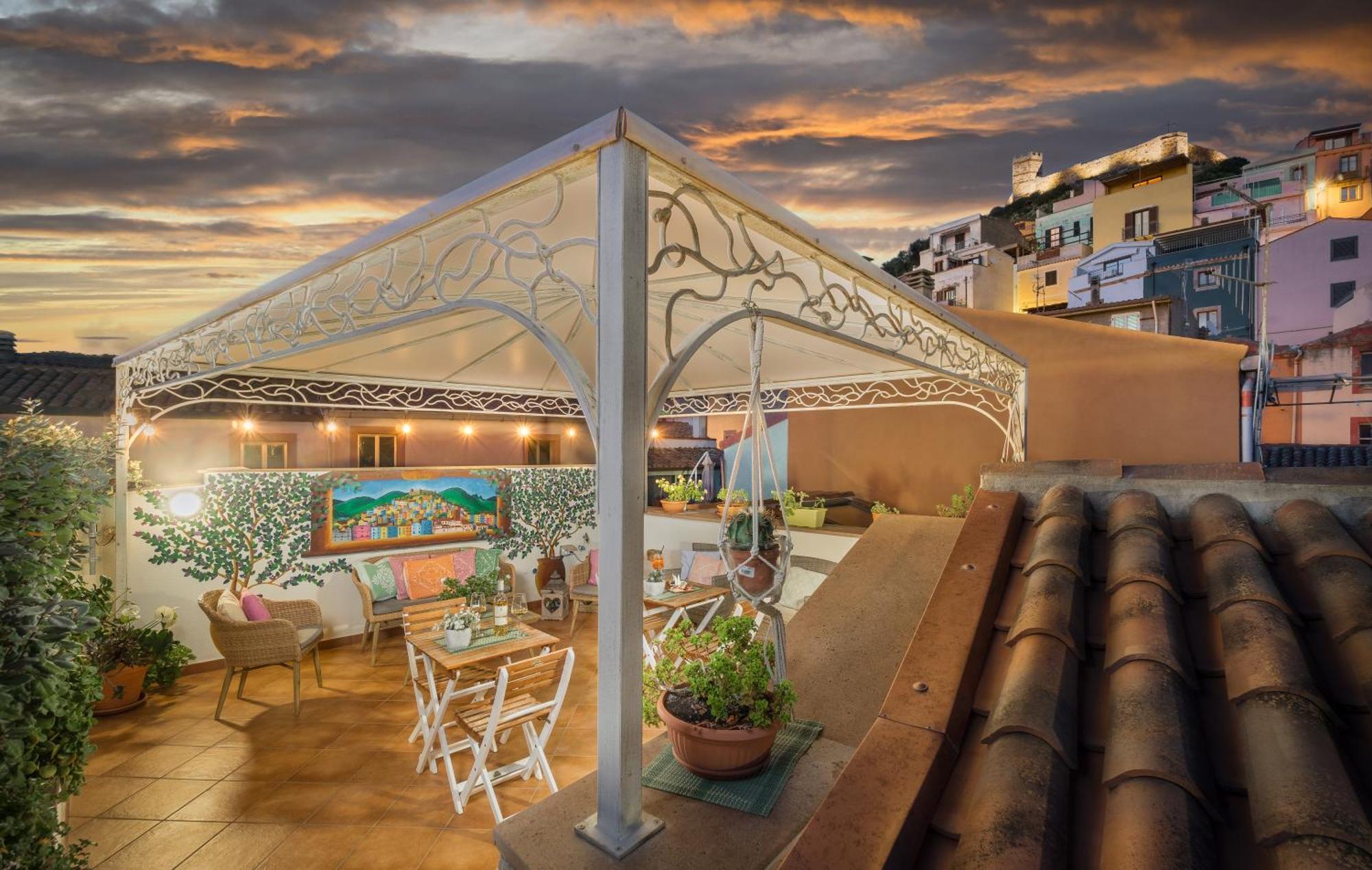 Bosa Queen House Exterior foto